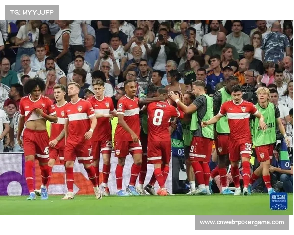 斯图加特4-2战胜沃尔夫斯堡，圭罗双响